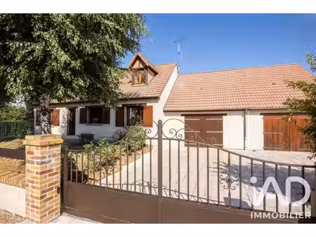 maison traditionnelle à huisseau-sur-mauves (45130)