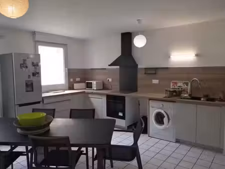 location appartement 2 pièces 80 m² à beauvais (60000)
