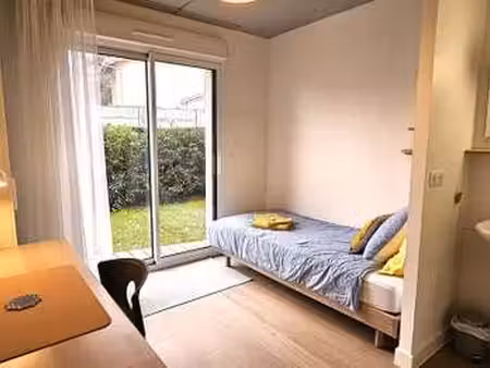 location appartement t1 meublé à pessac (33600) : à louer t1 meublé / 13m² pessac