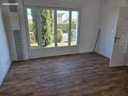 maison à louer verton