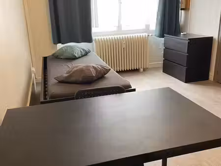 location meublé étudiant laon ville haute