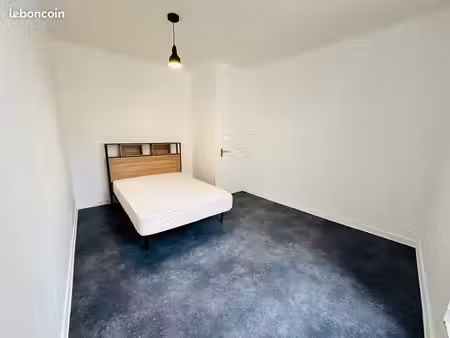 location - appartement hyper-centre laval