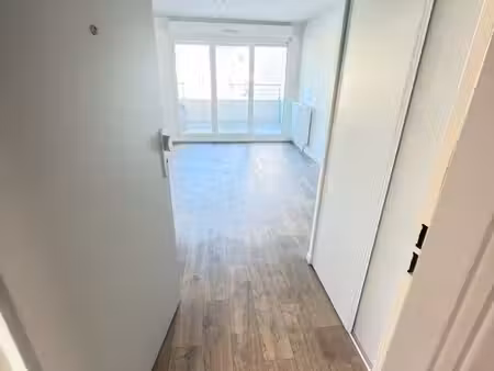 location appartement meublé totalement équipé