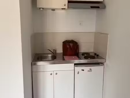 à louer très joli appartement