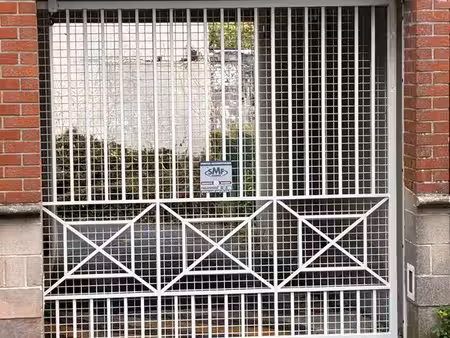 garage - place de parking securisee