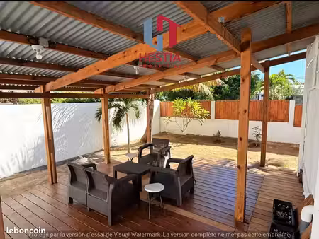 villa 5 pièces 130 m²