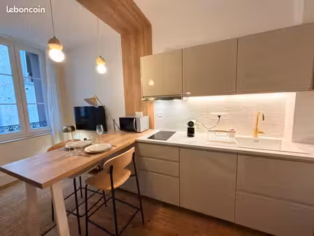 duplex meublé rénové - espace nuit séparé - centre d’agen