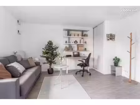 studio 1 pièce 22 m²