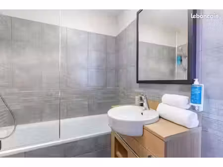 studio 1 pièce 23 m²