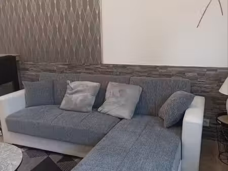 maisonnette meublée en duplex – plan de grasse