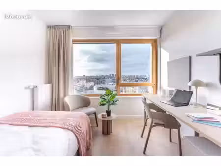 studio 1 pièce 18 m²