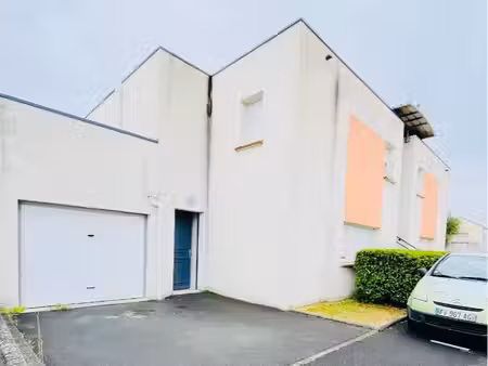 location appartement la roche-sur-yon vendeet
