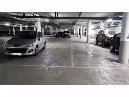 parking voiture résidence