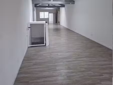 belle surface pour transformation loft ou bureaux
