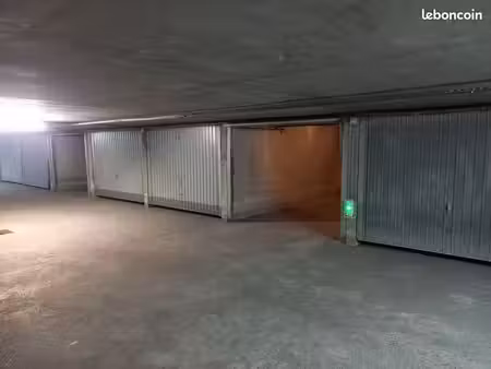 vend garage - 12.50m²– lyon part dieu - villette