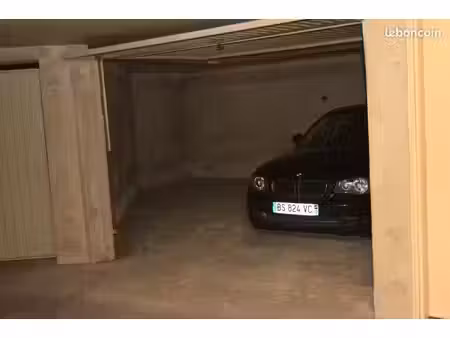 vente double parking lyon part-dieu
