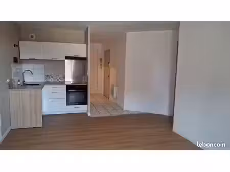 appartement 2 pièces rénové centre ville