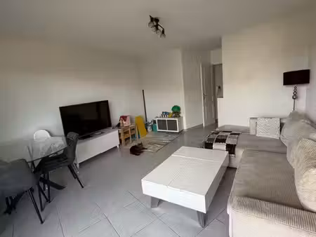 location t3 meyzieu