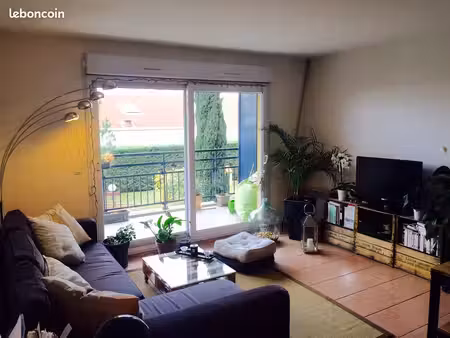 a vendre t2 tbe + box fermé - monplaisir - investissement locatif