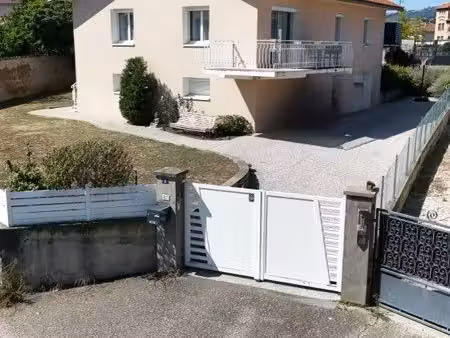 maison familiale rénovée au cœur de mornant – 160 m² habitables sur 700 m² de terrain