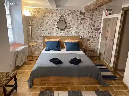 location studio meublé bail étudiant biot village