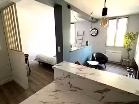 location meublée appartement 1 pièce 31.4 m² à niort (79000)  640 €