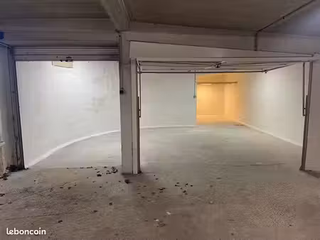 grand box double sécurisé – 35 m² – boulogne-billancourt centre / les passages
