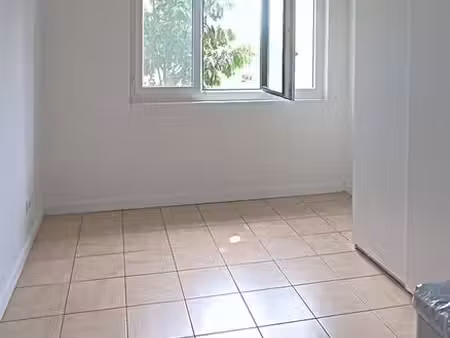 studio 22 m² grigny 91305