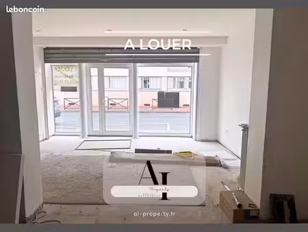 local 104 m² levallois-perret
