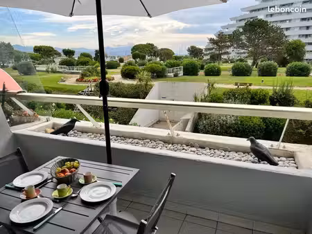 superbe 2 pièces dans la prestigieuse résidence marina baie des anges (le baronnet)