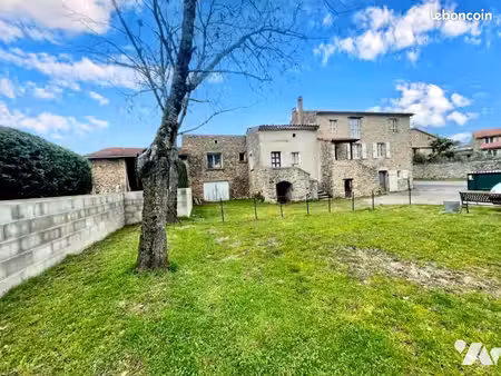 immeuble 160 m² etables