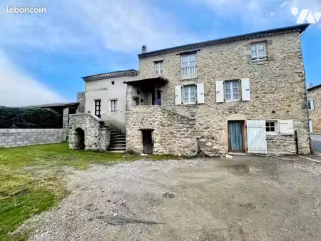 maison 7 pièces 160 m²
