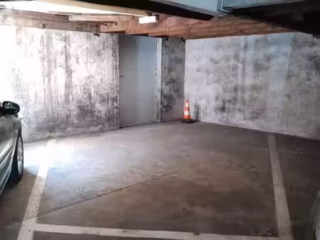 local divers 8 m² tournon sur rhone
