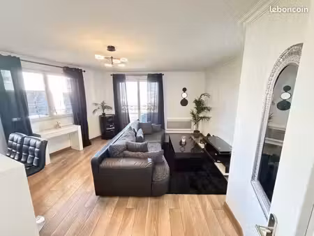 appartement t3 meublé balcon et parking fermé