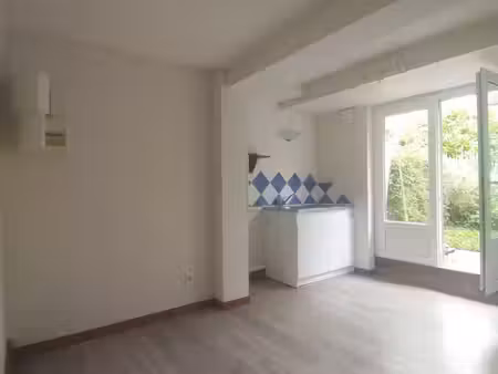 t2 en rez de chaussée