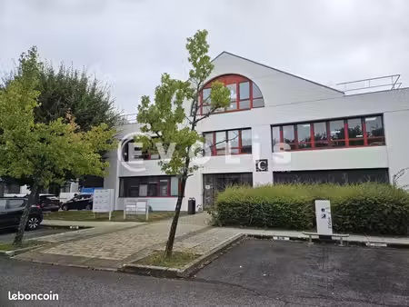 bureaux 45 m²