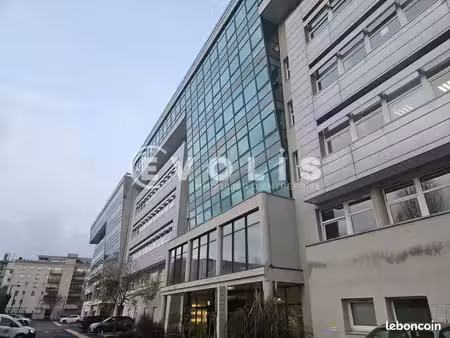 bureaux 483 m²