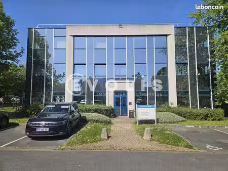 bureaux 1 864 m²