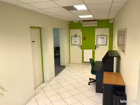 location dans cabinet pluridisciplinaire