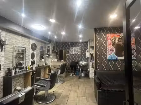 barber shop / salon de coiffure