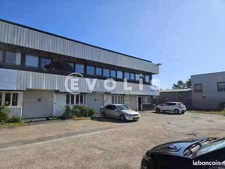 local d'activité 160 m²