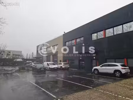 local d'activité 511 m²