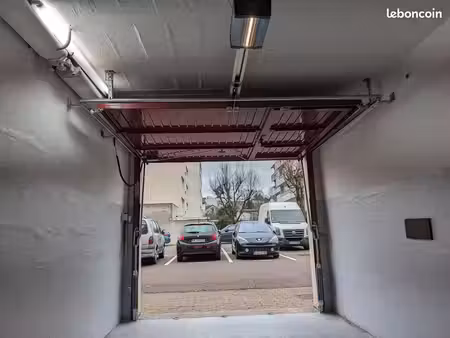 ◊ box fermé 14m² électrifié & sécurisé — sceaux-blagis / fontenay-aux-roses