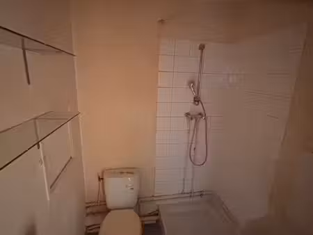 studio vue sur le toit de paris
