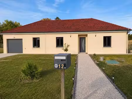 maison récente de 95 m² sur 4 000 m² de terrain dont 1000m2 encore constructible
