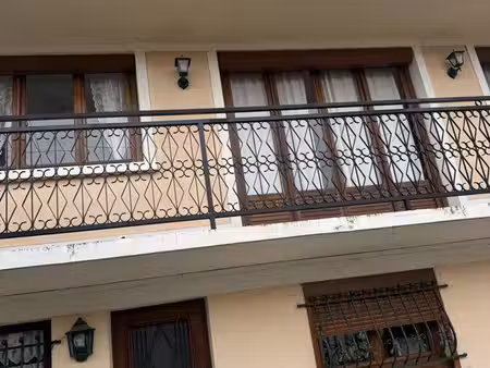 appartement f3 petite copro vert galand loue