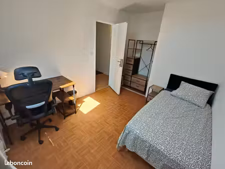 location dans une grande maison de 160 m² pour étudiants