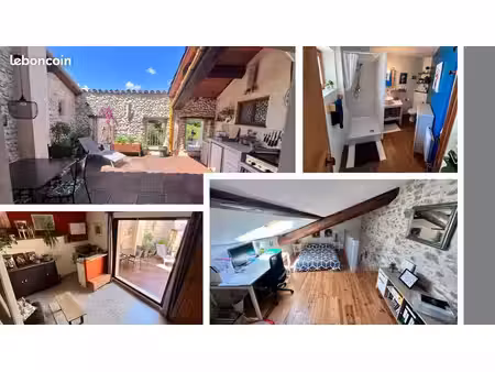 coup de coeur - maison de village rénovée de 180 m2 avec terrasse tropézienne - 7 pièces