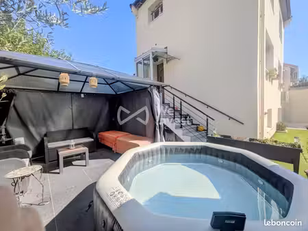 maison 5 pièces 106 m²