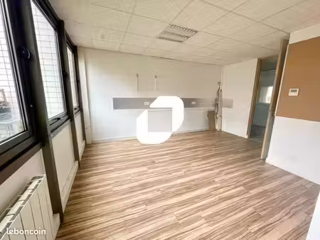 bureau 189 m²